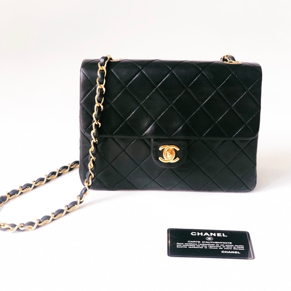 ❌SOLD❌🖤CHANEL Vintage Classic 8”Flap Bag Lambskin - Picture 3 of 8